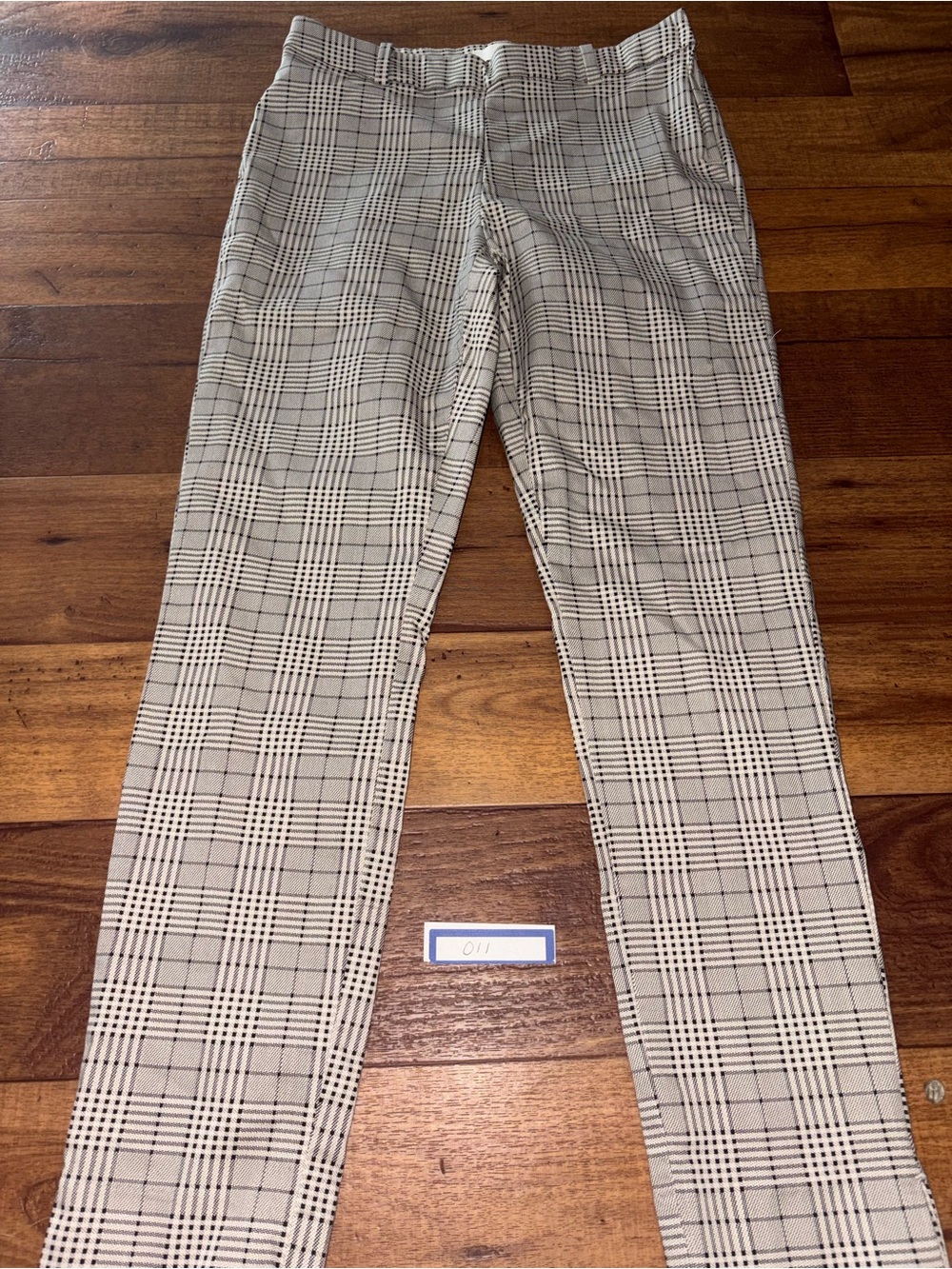 H&M Women’s Black & White Glen Plaid Ankle Pants - Size 6 (US) / EUR 38